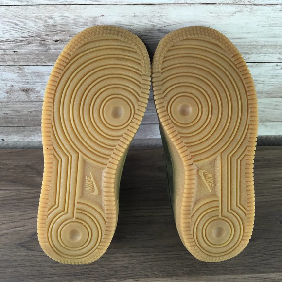 Nike Air Force 1 Mid Green Gum Suede Size 10C - Picture 6 of 7